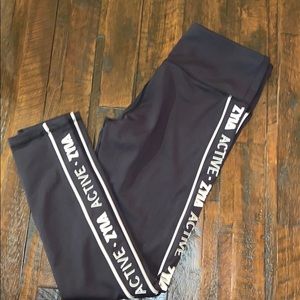Zyia Logo Leggings